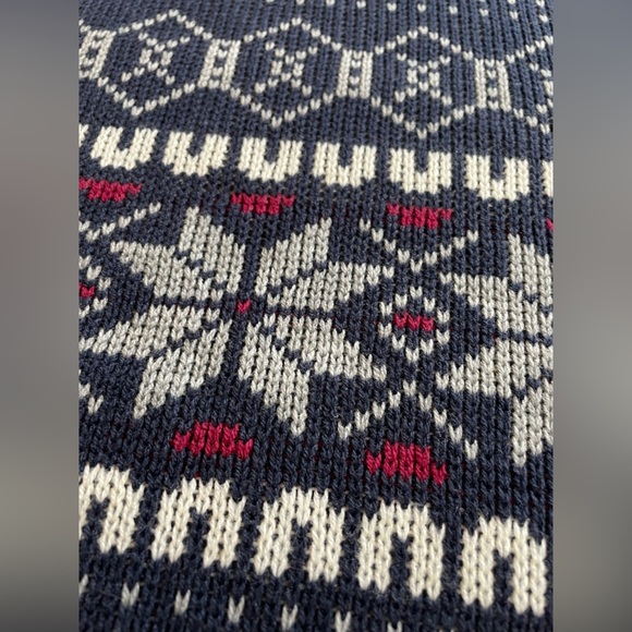 V I N T A G E Steep Slopes Fair Isle Knit Sweater in Navy, Size Small - Picture 6 of 10